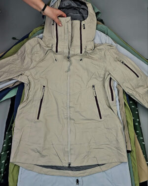 Верхняя одежда весна TCM 115 - Сток оптом